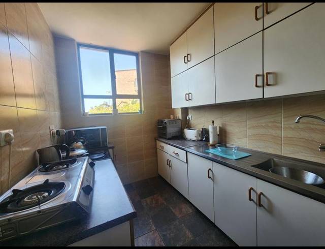 2 BEDROOM APARTMENT FOR SALE IN WESTRIDGE